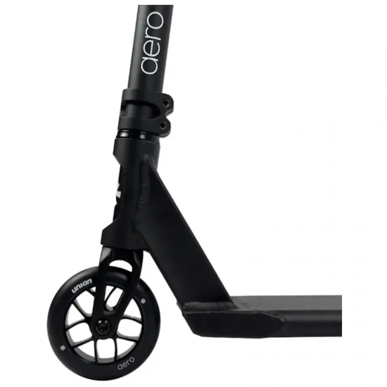 Trotinete Freestyle Union Aero M Scooter Black Trotinete Freestyle Union Aero M Scooter Black