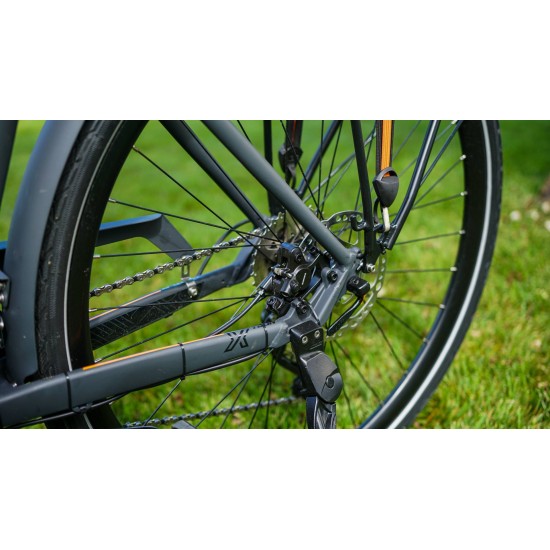 Bicicleta CROSS Tour-X - 28'' trekking - 520mm Bicicleta CROSS Tour-X - 28 trekking - 520mm