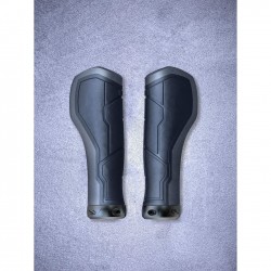 MANSOANE CUBE NATURAL GRIPS ALL TERRAIN BLACK GREY L MANSOANE CUBE NATURAL GRIPS ALL TERRAIN BLACK GREY L