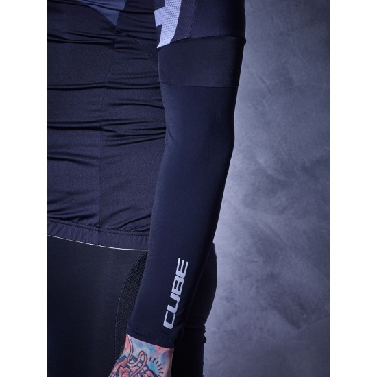 INCALZITOARE BRATE CUBE BLACKLINE XS/S INCALZITOARE BRATE CUBE BLACKLINE XS/S