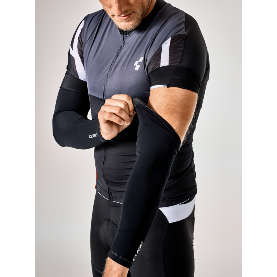 INCALZITOARE BRATE CUBE BLACKLINE XS/S INCALZITOARE BRATE CUBE BLACKLINE XS/S