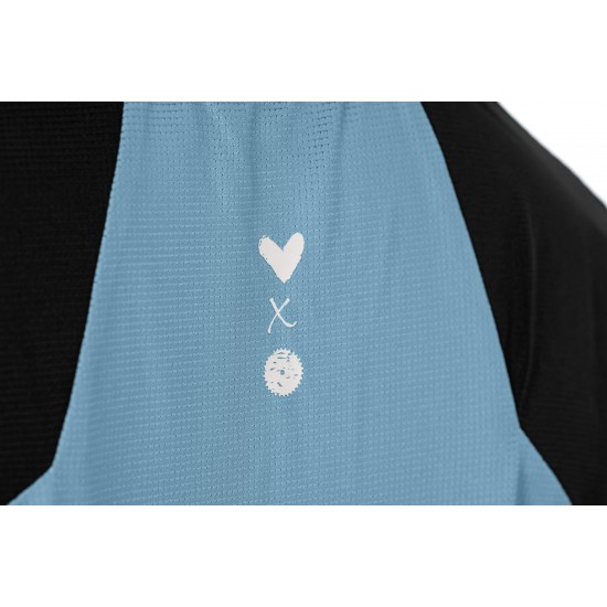 TRICOU CUBE ATX WS ROUND NECK L/S BLACK/BLUE S TRICOU CUBE ATX WS ROUND NECK L/S BLACK/BLUE S