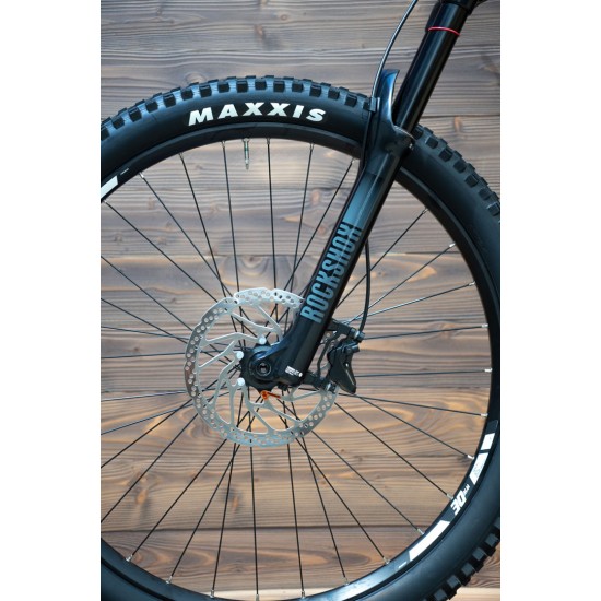 e-bike Haibike AllMtn CF 8 i750Wh 12-G SX Eagle L gloss black white e-bike Haibike AllMtn CF 8 i750Wh 12-G SX Eagle L gloss black white