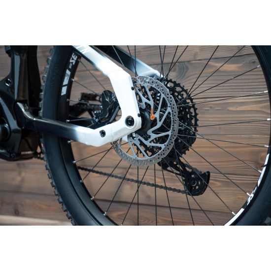 e-bike Haibike AllMtn CF 8 i750Wh 12-G SX Eagle L gloss black white e-bike Haibike AllMtn CF 8 i750Wh 12-G SX Eagle L gloss black white
