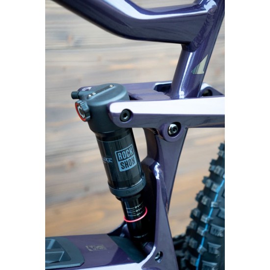 e-bike Haibike AllTrail 8 27.5 i625 12-G Deore glossy fade purple chrome L e-bike Haibike AllTrail 8 27.5 i625 12-G Deore glossy fade purple chrome L