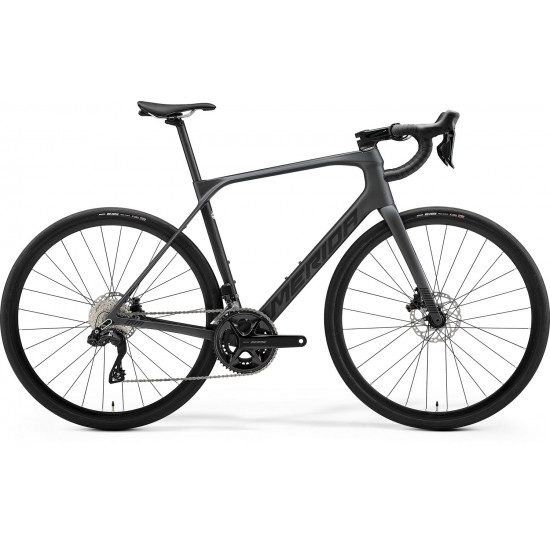 VÁZ MERIDA SCULTURA ENDURANCE 6000 II2 M SELYEM SÖTÉTEZÜST (FEKETE) VÁZ MERIDA SCULTURA ENDURANCE 6000 II2 M SELYEM SÖTÉTEZÜST (FEKETE)