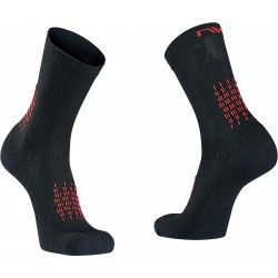 Zokni NORTHWAVE téli FAST M (40--43) fekete/piros