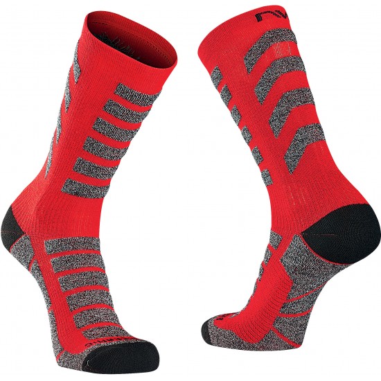 Zokni NORTHWAVE téli HUSKY CERAMIC M (40-43) fekete/piros Zokni NORTHWAVE téli HUSKY CERAMIC M (40-43) fekete/piros