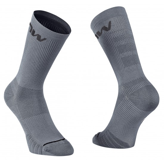 Zokni NORTHWAVE EXTREME PRO SZÜRKE/FEKETE Șosete NORTHWAVE EXTREME PRO gri/negru