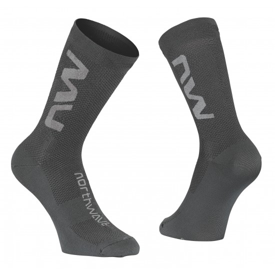 Zokni NORTHWAVE EXTREME AIR MID SZÜRKE/FEKETE Șosete NORTHWAVE EXTREME AIR MID gri/negru