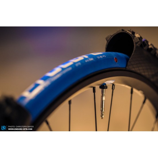 Camera SCHWALBE SV PROCORE DUAL (25/40-584) EK 52mm Camera SCHWALBE SV PROCORE DUAL (25/40-584) EK 52mm