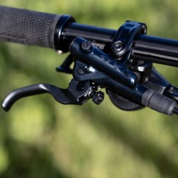 Frana Disc Hidraulica SHIMANO SLX BL-M7100 (L) + BR-M7100 (F) cu placute resin Frana Disc Hidraulica SHIMANO SLX BL-M7100 (L) + BR-M7100 (F) cu placute resin