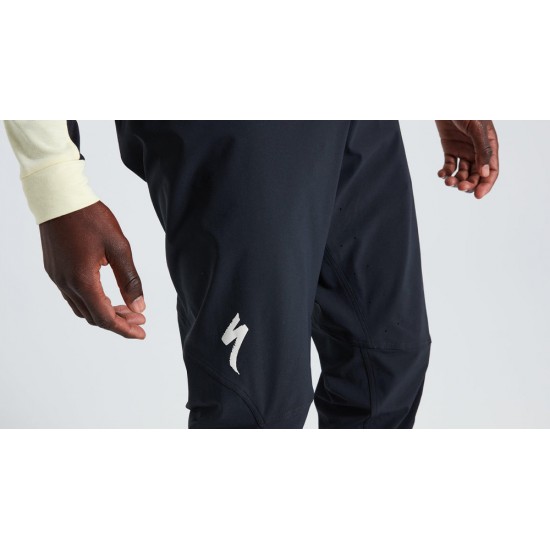 Pantaloni SPECIALIZED Trail - Black 38 Pantaloni SPECIALIZED Trail - Black 38