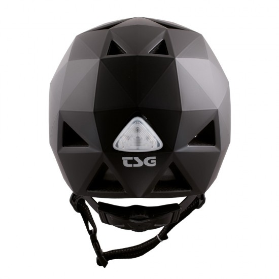 Casca TSG Geo Solid Color - Satin Black L/XL Casca TSG Geo Solid Color - Satin Black L/XL
