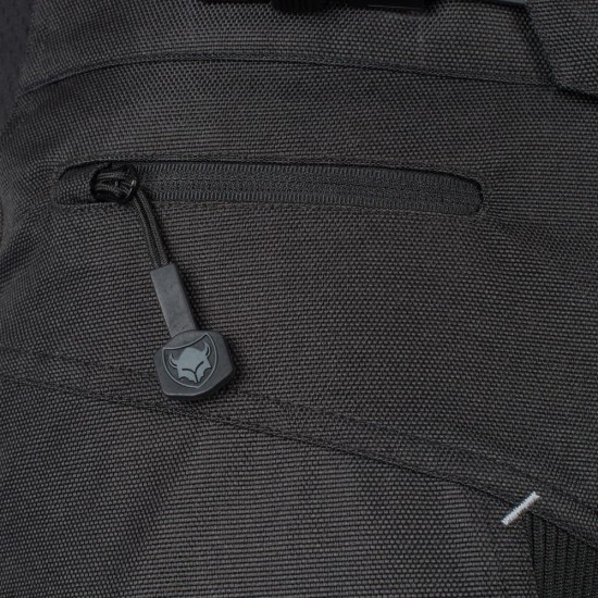 Pantaloni scurti TSG Trailz youth - Black/Grey 10 ani Pantaloni scurti TSG Trailz youth - Black/Grey 10 ani